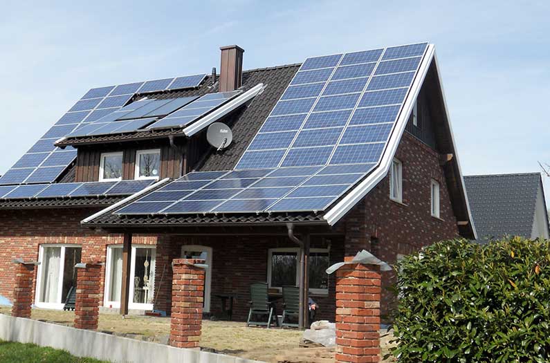 Should I Install Solar Panels On My Property? Markdale Real Estate, Grey Highlands Real Estate